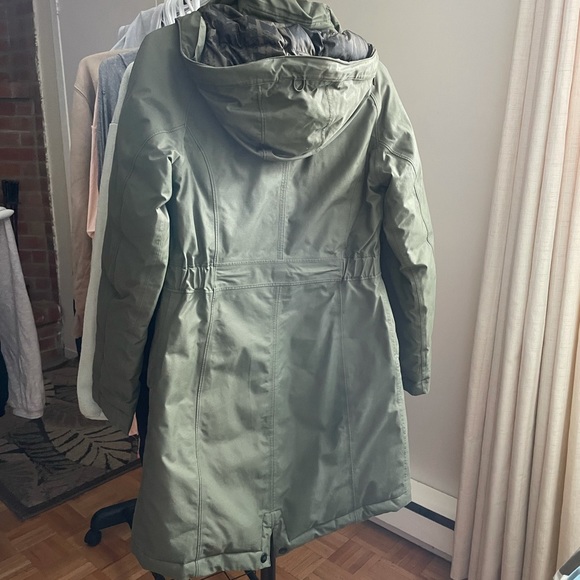 The North Face Forest Green Mid length Winter Jacket - Picture 3 of 6